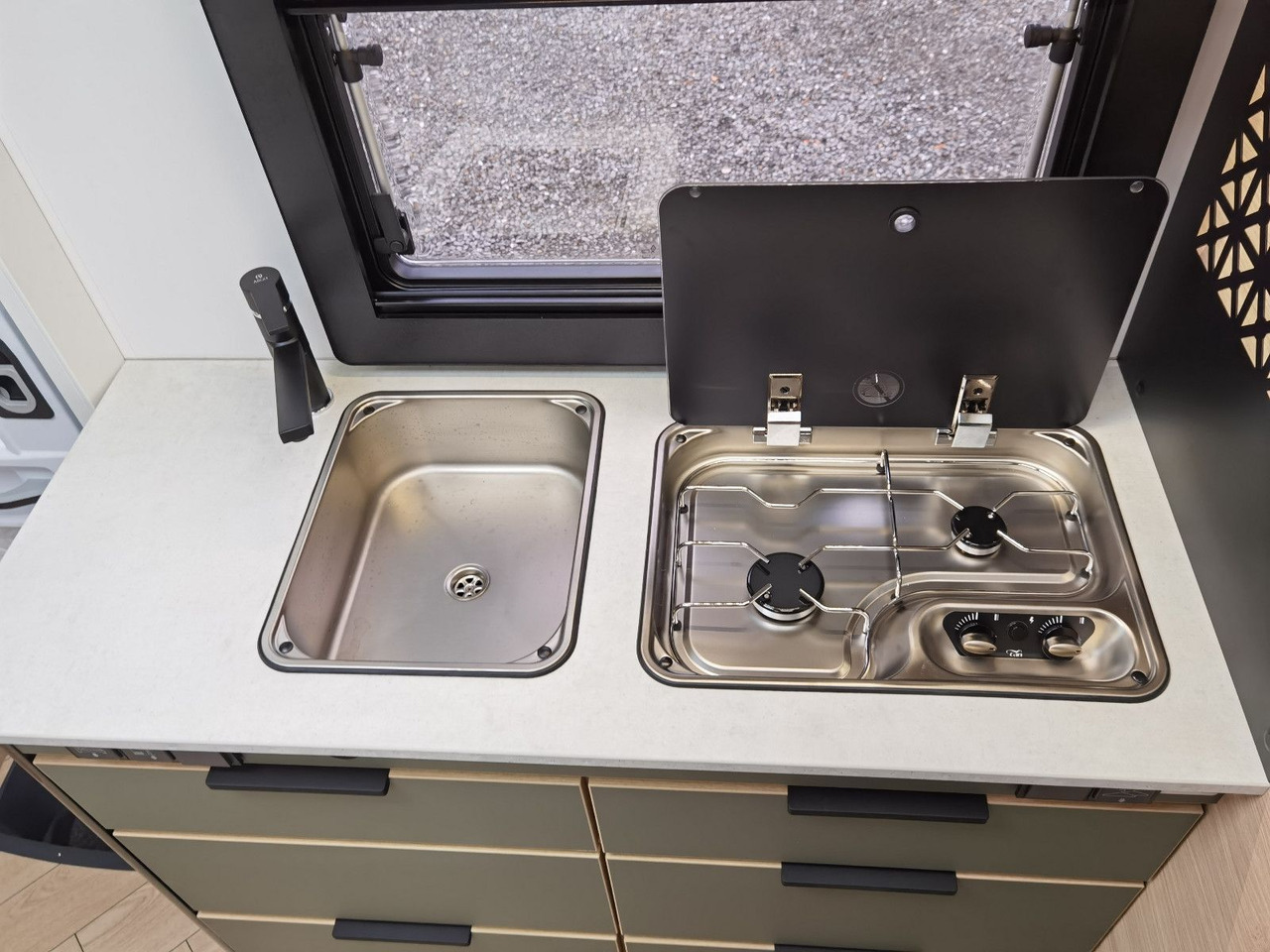 Mobil rumah semi-terintegrasi Chausson X 650 EXCLUSIVE LINE / - 2026 - / XXL - HUBBETT: gambar 17