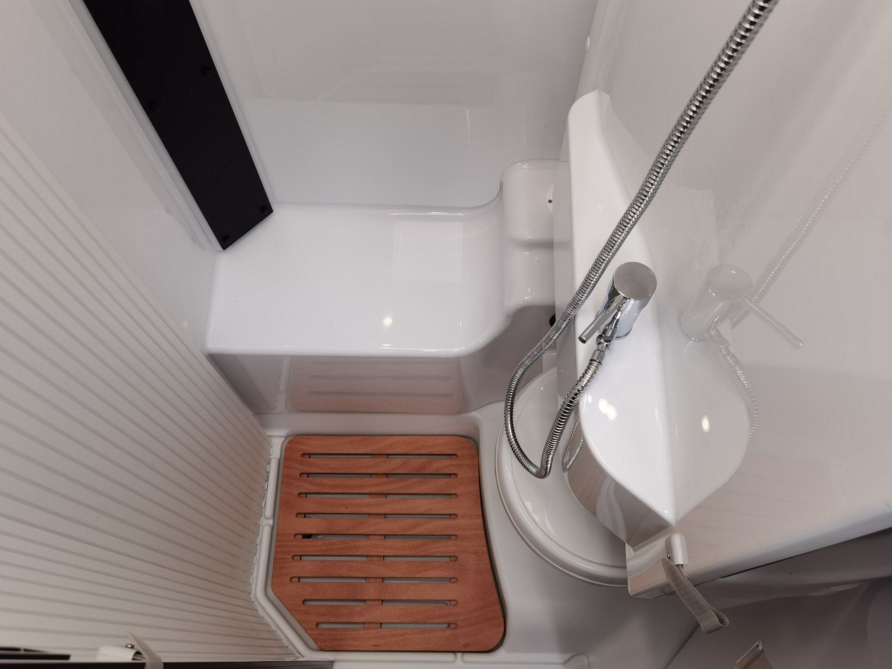 Mobil rumah semi-terintegrasi Chausson X 650 EXCLUSIVE LINE / - 2026 - / XXL - HUBBETT: gambar 24