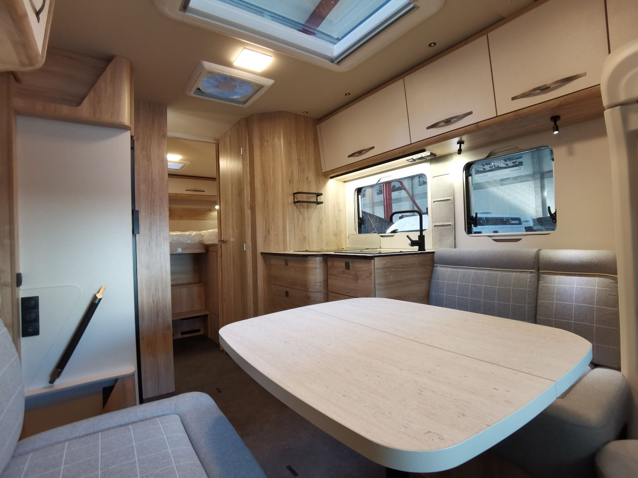 Eura Mobil PROFILA T 720 EF - 101 EDITION / EINZELBETTEN - Mobil rumah semi-terintegrasi: gambar 5 Eura Mobil PROFILA T 720 EF - 101 EDITION / EINZELBETTEN - Mobil rumah semi-terintegrasi: gambar 5