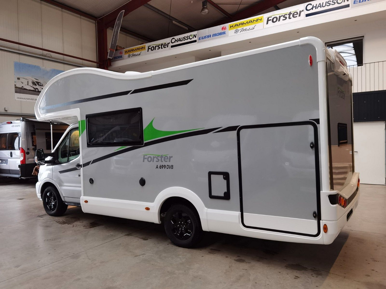 Forster A 699 DVB / -2026- / 165PS-8G AUTOMATIK - Alkoven: gambar 5 Forster A 699 DVB / -2026- / 165PS-8G AUTOMATIK - Alkoven: gambar 5