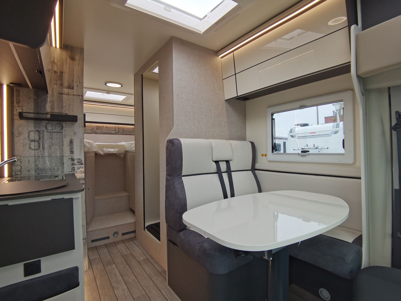 Mobil rumah semi-terintegrasi Forster T 669 EBN COUPÈ / -2025-/165PS-DSG/ EINZELBETTEN: gambar 11