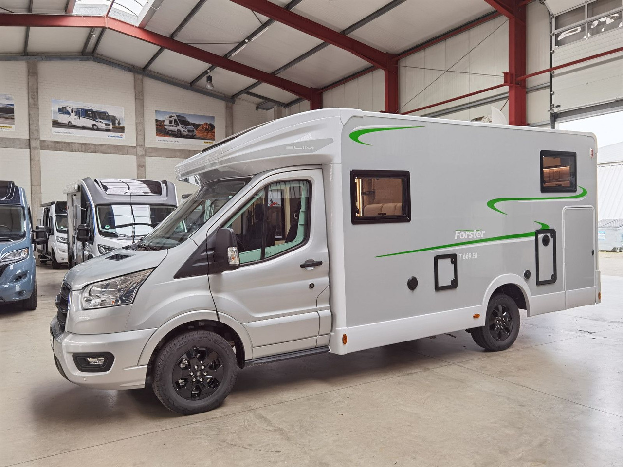 Forster T 669 EBN COUPÈ / -2025-/165PS/ SILVER - EDITION - Mobil rumah semi-terintegrasi: gambar 4 Forster T 669 EBN COUPÈ / -2025-/165PS/ SILVER - EDITION - Mobil rumah semi-terintegrasi: gambar 4