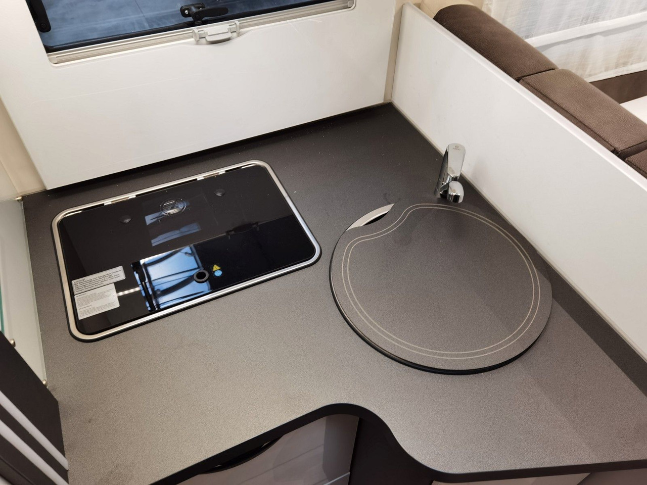 Mobil rumah semi-terintegrasi Forster T 745 EB / -2025- / 180 PS- 8.G. AUTOMATIK: gambar 16