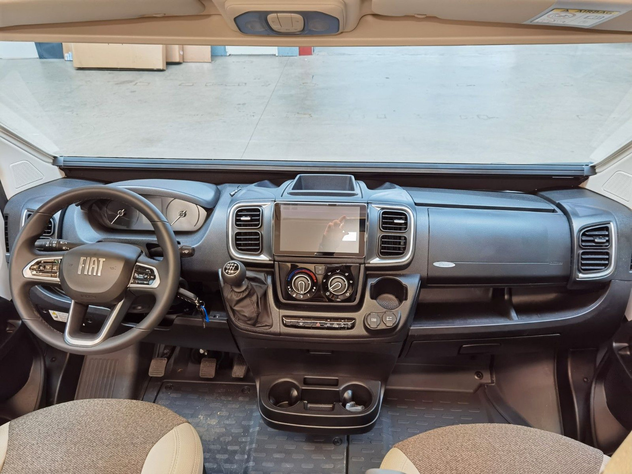 Mobil kemping Karmann DAVIS 590 TRENDSTYLE / -2025-/ 140PS /PLUS-PAKET: gambar 11