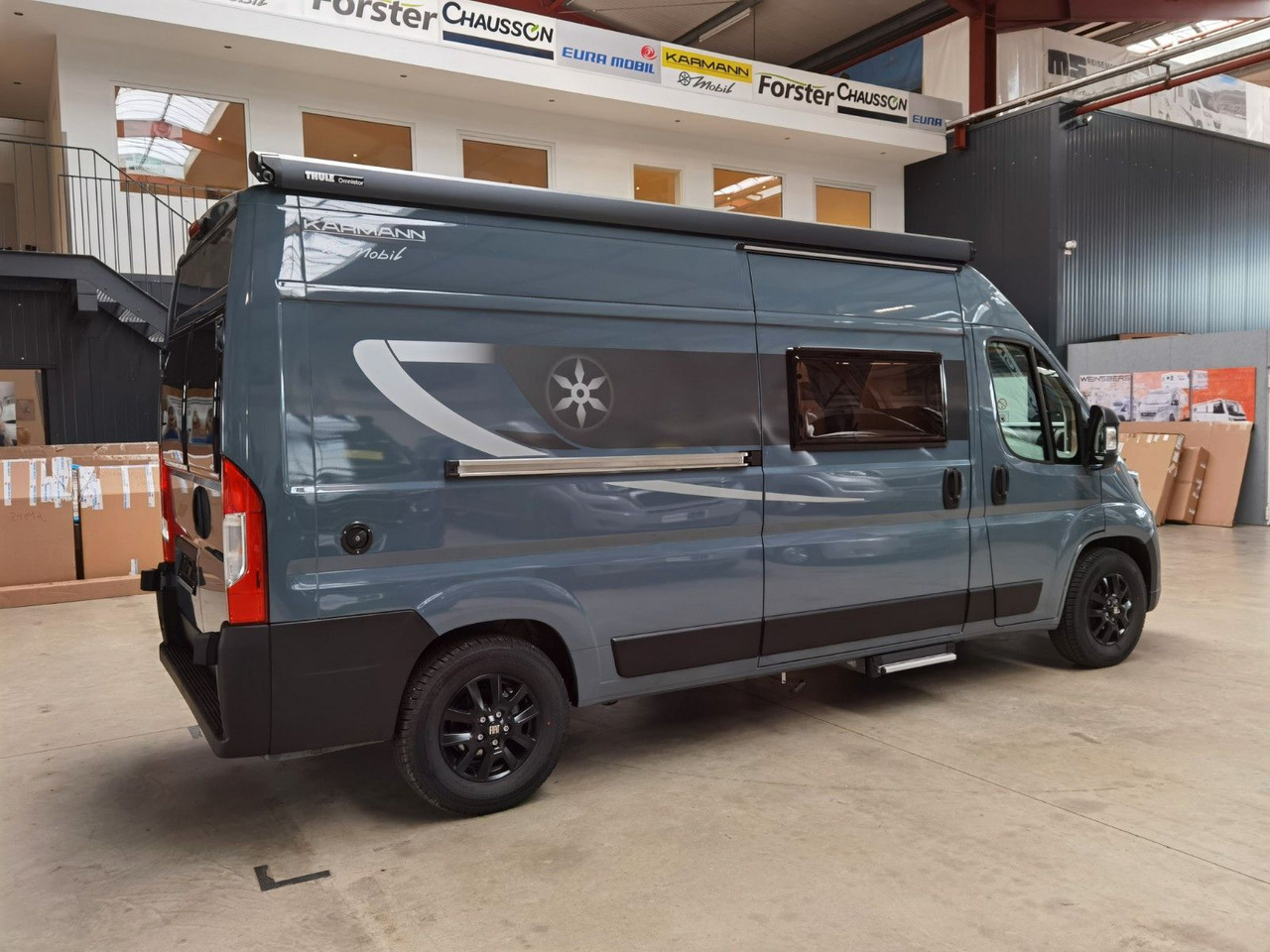 Karmann DAVIS 590 TRENDSTYLE / -2025-/ 140PS /PLUS-PAKET - Mobil kemping: gambar 4 Karmann DAVIS 590 TRENDSTYLE / -2025-/ 140PS /PLUS-PAKET - Mobil kemping: gambar 4