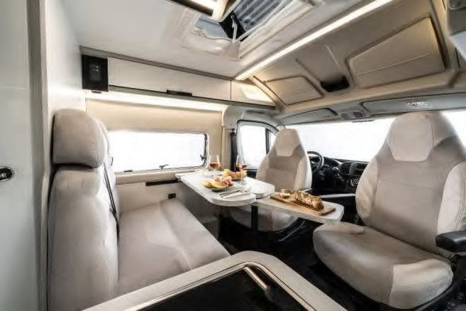 Karmann DAVIS 630 LIFESTYLE/-MODELL 2026- / XXL-HUBBETT - Mobil kemping: gambar 4 Karmann DAVIS 630 LIFESTYLE/-MODELL 2026- / XXL-HUBBETT - Mobil kemping: gambar 4