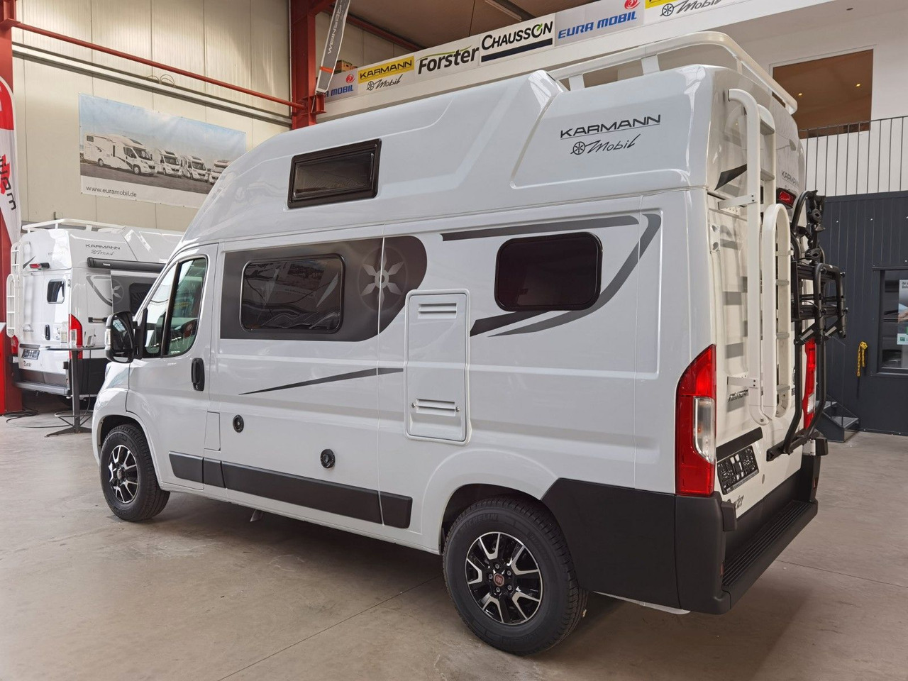 Karmann DEXTER 550 / 140PS / CONCEPT - PAKET & HUBBETT - Mobil kemping: gambar 5 Karmann DEXTER 550 / 140PS / CONCEPT - PAKET & HUBBETT - Mobil kemping: gambar 5