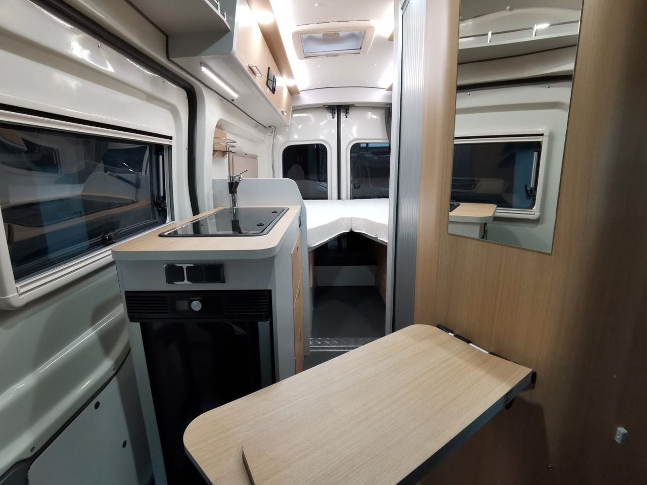 Mobil kemping Karmann DEXTER 570 / 170PS-4x4 /SOLAR/ AHK/ EINZELBETTEN: gambar 12