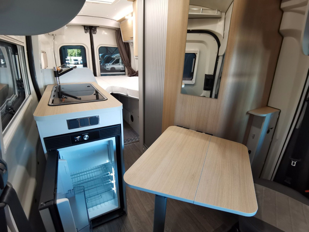 Mobil kemping Karmann DEXTER 570 / 170PS-4x4 /SOLAR/ AHK/ EINZELBETTEN: gambar 14