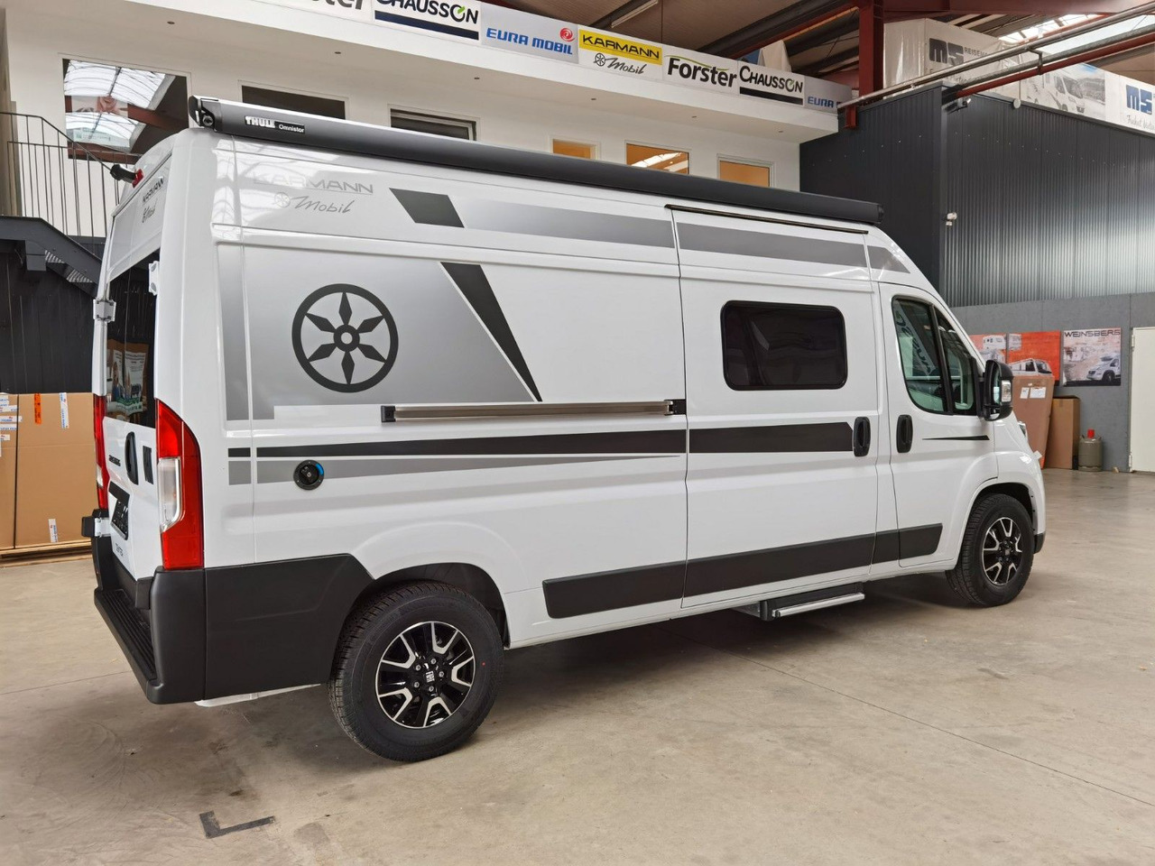 Karmann DEXTER 600 / -2026- /8G.AUTOMATIK / EINZELBETTEN - Mobil kemping: gambar 4 Karmann DEXTER 600 / -2026- /8G.AUTOMATIK / EINZELBETTEN - Mobil kemping: gambar 4