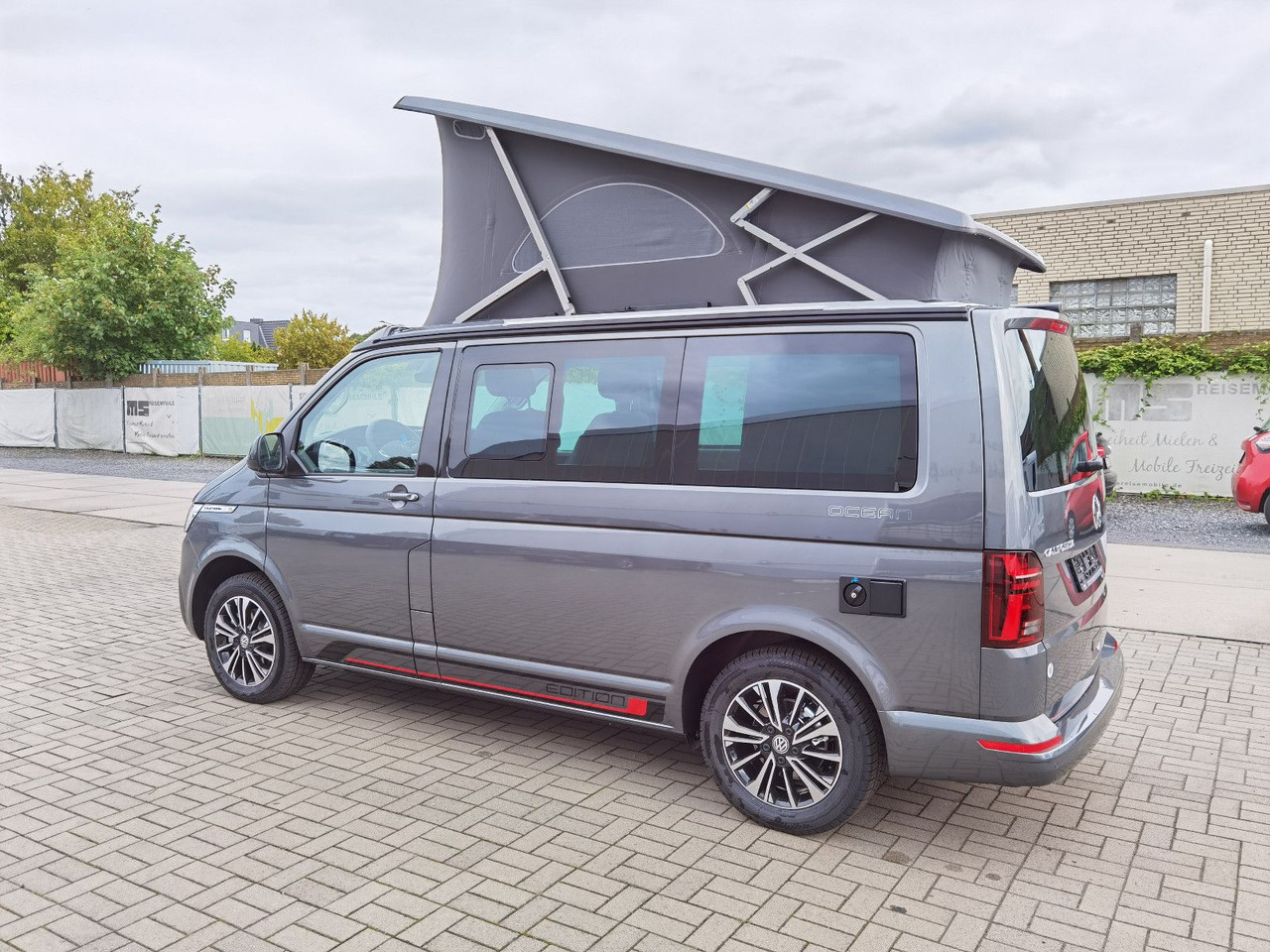 Van penumpang Volkswagen T6.1 CALIFORNIA OCEAN EDITION / DSG / ACC / NAVI: gambar 11