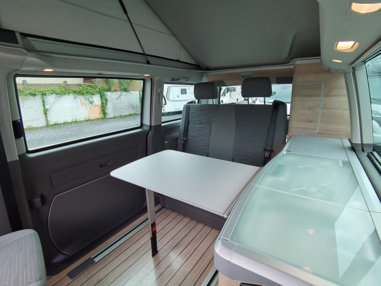 Van penumpang Volkswagen T6.1 CALIFORNIA OCEAN EDITION / DSG / ACC / NAVI: gambar 22
