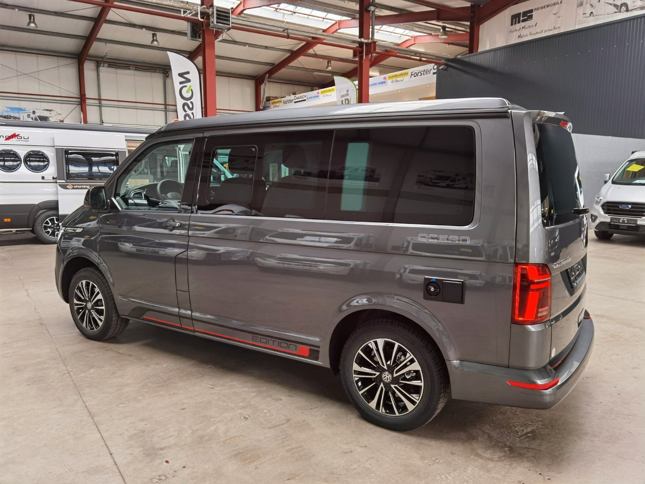 Volkswagen T6.1 CALIFORNIA OCEAN EDITION / DSG / NAVI / ACC - Van penumpang: gambar 5 Volkswagen T6.1 CALIFORNIA OCEAN EDITION / DSG / NAVI / ACC - Van penumpang: gambar 5