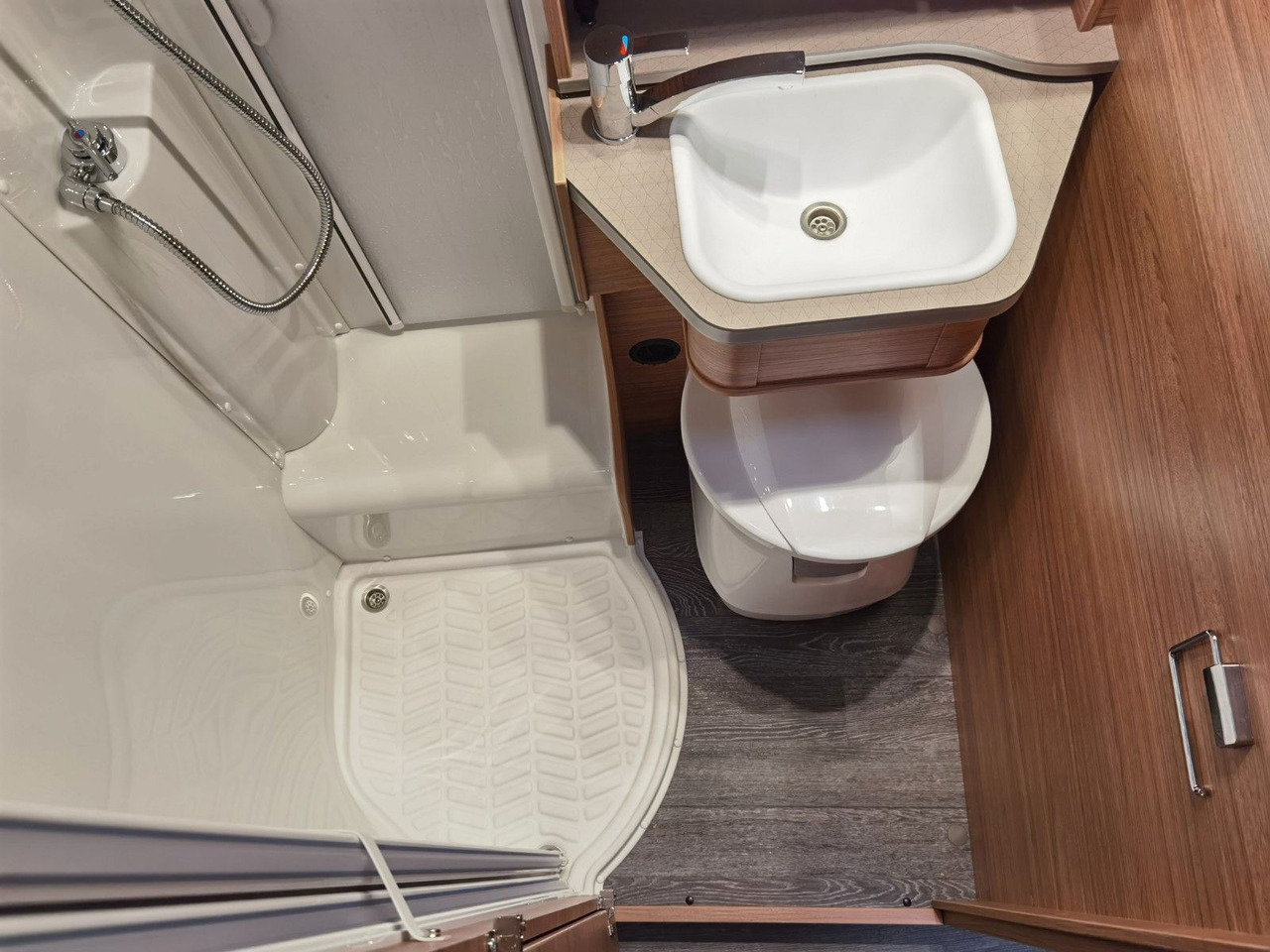 Mobil rumah semi-terintegrasi Weinsberg CARACOMPACT 640 MEG EDITION-PEPPER /-MODELL 2026: gambar 15