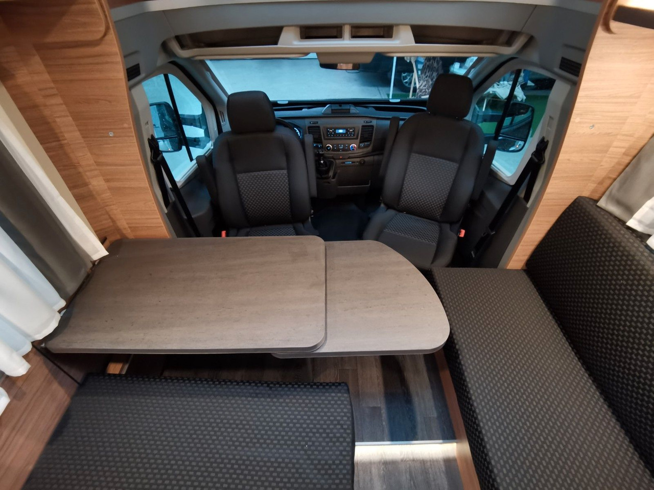 Mobil rumah semi-terintegrasi Weinsberg CARALOFT 650 MF /-2024-/ 155PS / SEITENBETT: gambar 11