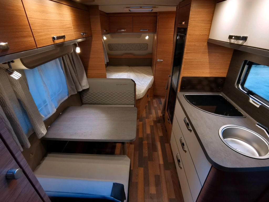 Karavan baru Weinsberg CARAONE 500 FDK - EDITION HOT / - 2025- / 1500kg: gambar 13