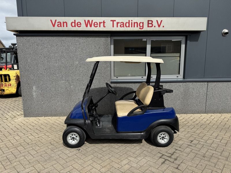 Clubcar PRESEDENT 2 zitter Golfkar Golfcart 2006 Met Lader - Kereta golf: gambar 1 Clubcar PRESEDENT 2 zitter Golfkar Golfcart 2006 Met Lader - Kereta golf: gambar 1