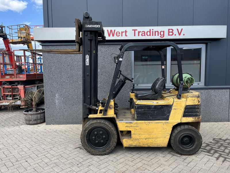 Daewoo G25S-2 triplo550 freelift 3e functie LPG - Forklift LPG: gambar 2 Daewoo G25S-2 triplo550 freelift 3e functie LPG - Forklift LPG: gambar 2