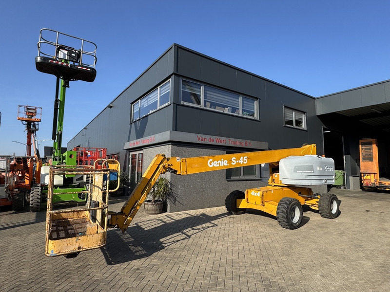 Genie S45 4x4 DEUTZ DIESEL 3000uur 15,7M Werkhoogte - Boom teleskopik: gambar 2 Genie S45 4x4 DEUTZ DIESEL 3000uur 15,7M Werkhoogte - Boom teleskopik: gambar 2