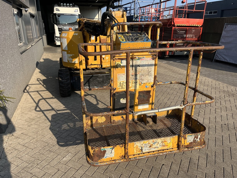 Genie Z-34/22 Knikarmhoogwerker 12.5M werkhoogte 4X4 Kubota Diesel 2002 - Boom artikulasi: gambar 5 Genie Z-34/22 Knikarmhoogwerker 12.5M werkhoogte 4X4 Kubota Diesel 2002 - Boom artikulasi: gambar 5