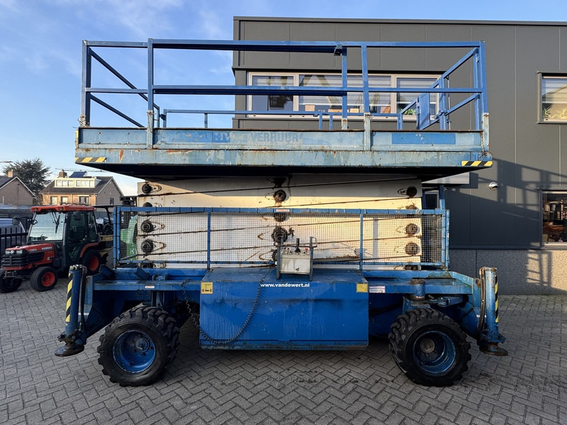 Holland lift Combistar B-195DL25 Schaarhoogwerker 22M Werkhoogte Hatz Diesel 4X4 2003 - Scissor lifts: gambar 1 Holland lift Combistar B-195DL25 Schaarhoogwerker 22M Werkhoogte Hatz Diesel 4X4 2003 - Scissor lifts: gambar 1