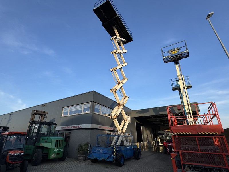 Holland lift Combistar B-195DL25 Schaarhoogwerker 22M Werkhoogte Hatz Diesel 4X4 2003 - Scissor lifts: gambar 5 Holland lift Combistar B-195DL25 Schaarhoogwerker 22M Werkhoogte Hatz Diesel 4X4 2003 - Scissor lifts: gambar 5