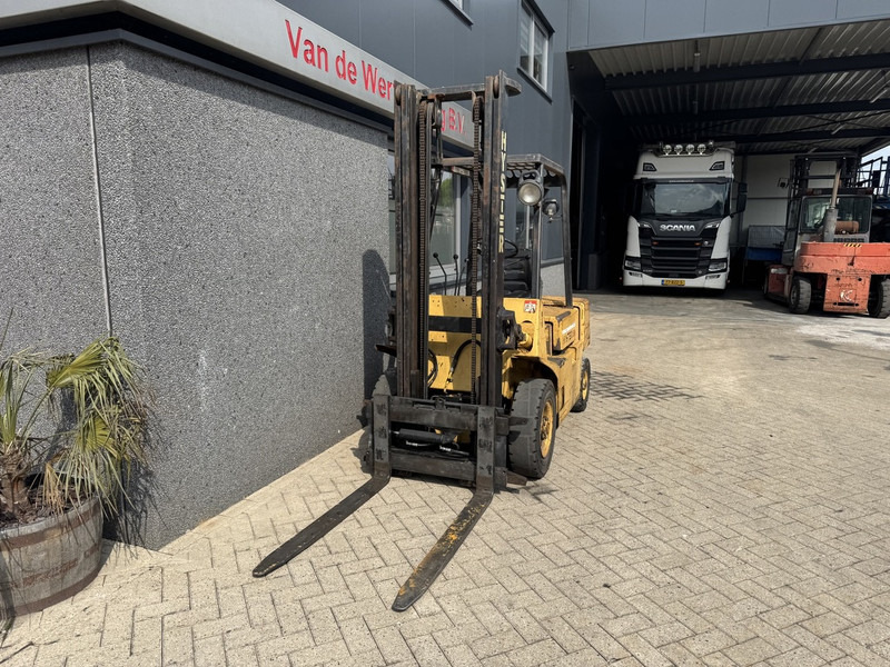 Hyster H2.50 XL Duplo 370 Sideshift isuzu diesel - Forklift diesel: gambar 3 Hyster H2.50 XL Duplo 370 Sideshift isuzu diesel - Forklift diesel: gambar 3