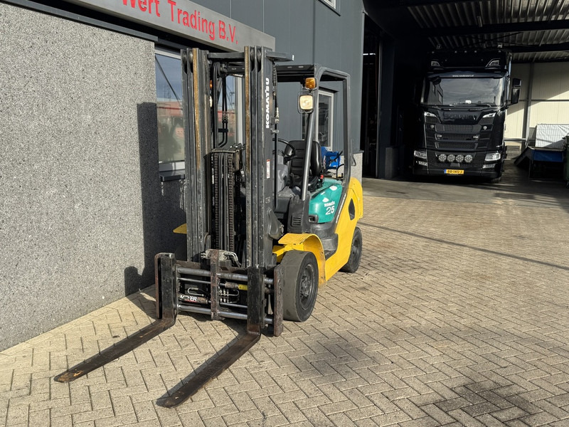 Komatsu FG25HT-16R Triplo 470 Freelift / Sideshift / Vorkversteller LPG 2008 - Forklift LPG: gambar 2 Komatsu FG25HT-16R Triplo 470 Freelift / Sideshift / Vorkversteller LPG 2008 - Forklift LPG: gambar 2