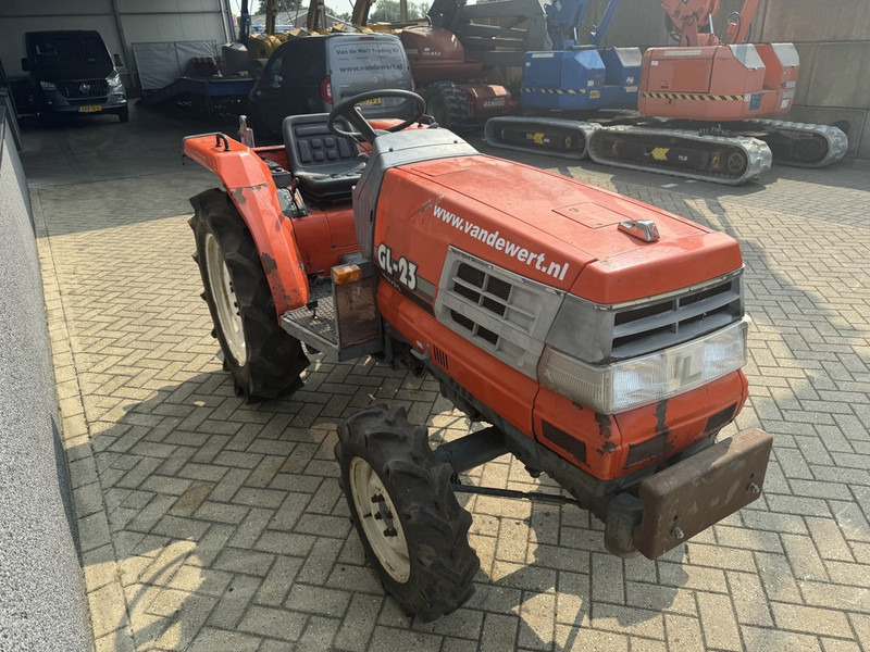 Kubota mini tractor KUBOTA GL 23D 4x4 powershift hefinrichting DIESEL - Traktor kompak: gambar 4 Kubota mini tractor KUBOTA GL 23D 4x4 powershift hefinrichting DIESEL - Traktor kompak: gambar 4