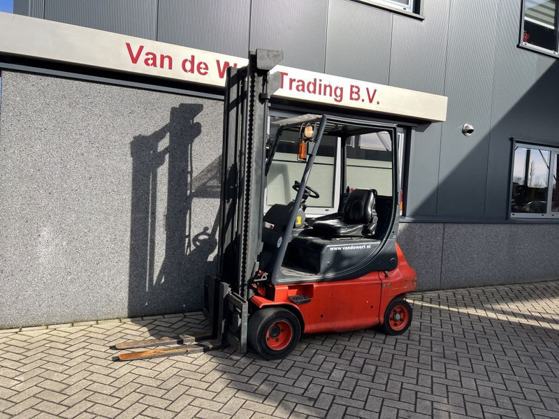 Linde E20P Heftruck Linde E20P Duplo 400 Sideshift elektrisch - Forklift listrik: gambar 2 Linde E20P Heftruck Linde E20P Duplo 400 Sideshift elektrisch - Forklift listrik: gambar 2