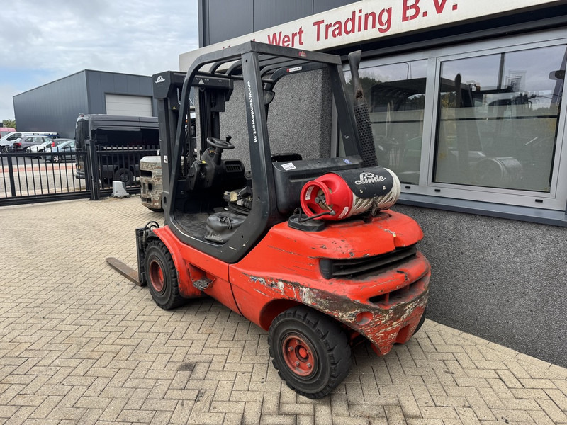 Linde H30T-03 Triplo 475 Freelift/Sideshift/4e functie LPG 1998 - Forklift LPG: gambar 4 Linde H30T-03 Triplo 475 Freelift/Sideshift/4e functie LPG 1998 - Forklift LPG: gambar 4