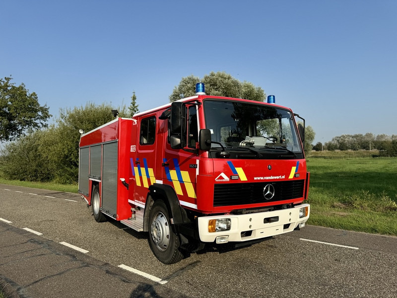 Mercedes-Benz 1124 - Truk pemadam kebakaran: gambar 2 Mercedes-Benz 1124 - Truk pemadam kebakaran: gambar 2