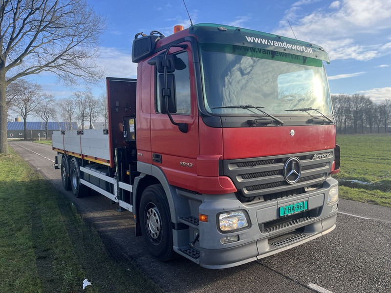 Mercedes-Benz ACTROS 2832 - MKG HKL140 - automaat - EURO5 -lift/stuur as - 600dkm - 2006 - Truk flatbed, Truk derek: gambar 4 Mercedes-Benz ACTROS 2832 - MKG HKL140 - automaat - EURO5 -lift/stuur as - 600dkm - 2006 - Truk flatbed, Truk derek: gambar 4
