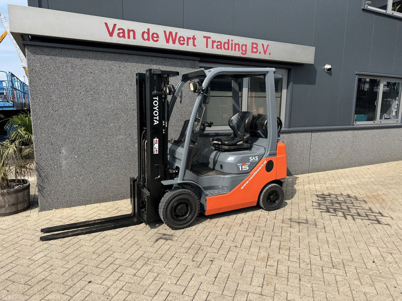Toyota 02-8FGF18 Triplo 430 Freelift/Sideshift/4e Functie 2013 Lpg - Forklift LPG: gambar 3 Toyota 02-8FGF18 Triplo 430 Freelift/Sideshift/4e Functie 2013 Lpg - Forklift LPG: gambar 3