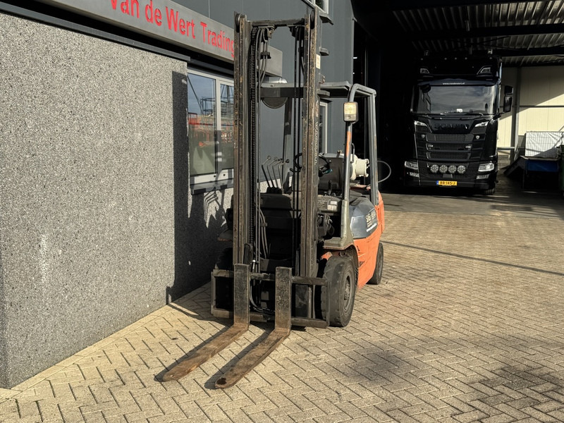 Toyota 42-7FGF25 duplo 400 3e / 4e Functie LPG 2001 - Forklift LPG: gambar 3 Toyota 42-7FGF25 duplo 400 3e / 4e Functie LPG 2001 - Forklift LPG: gambar 3