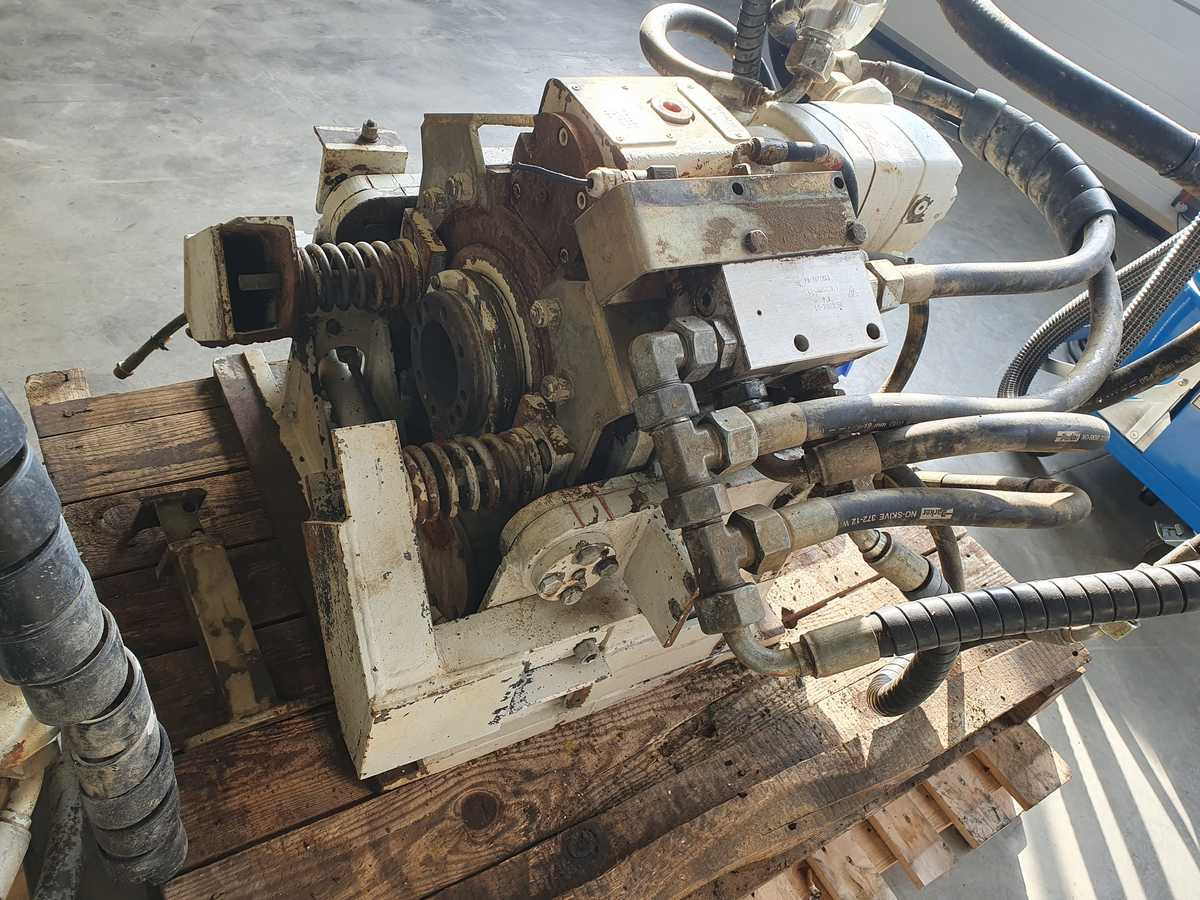 Eurodrill RH 1400 - Anjungan pengeboran: gambar 2 Eurodrill RH 1400 - Anjungan pengeboran: gambar 2
