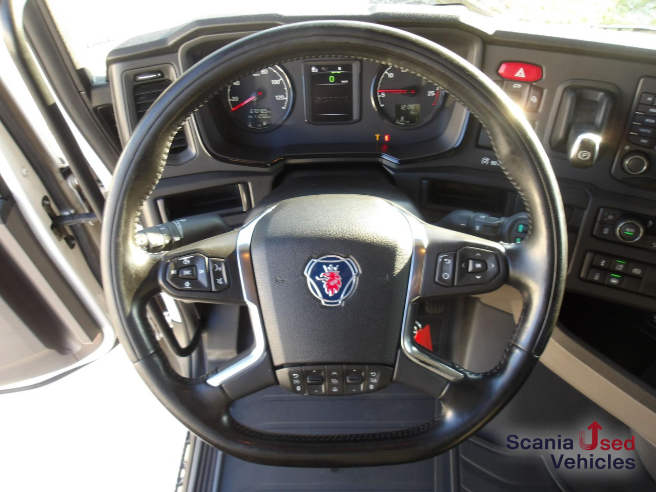 SCANIA S 460 A4x2NA - Tractor head: gambar 2 SCANIA S 460 A4x2NA - Tractor head: gambar 2