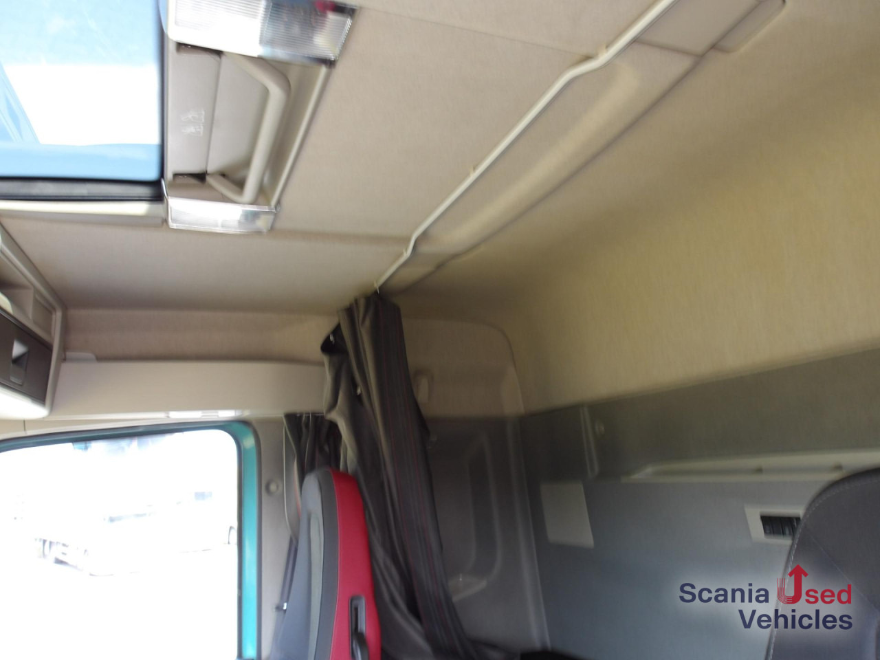 VOLVO FH 420 / - Tractor head: gambar 2 VOLVO FH 420 / - Tractor head: gambar 2