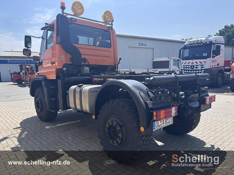Mercedes-Benz U500 - Truk: gambar 5 Mercedes-Benz U500 - Truk: gambar 5