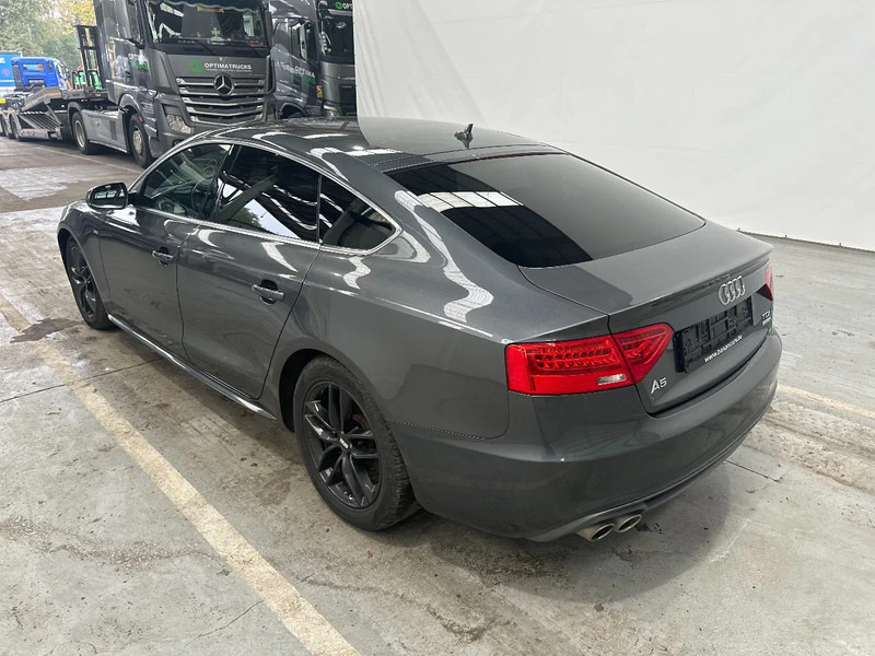 Audi A5 Sportback S-Line TDI Ultra 2.0 - Mobil sedan: gambar 4 Audi A5 Sportback S-Line TDI Ultra 2.0 - Mobil sedan: gambar 4
