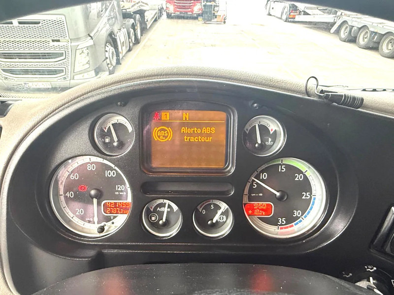 Truk berpendingin DAF LF 55.220 CARRIER SUPRA 950MT FRIGO: gambar 17 Truk berpendingin DAF LF 55.220 CARRIER SUPRA 950MT FRIGO: gambar 17