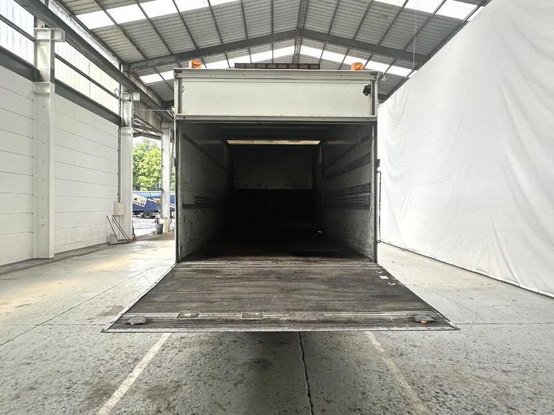 MAN LE 10.180 MANUAL GEAR - Truk box: gambar 2 MAN LE 10.180 MANUAL GEAR - Truk box: gambar 2