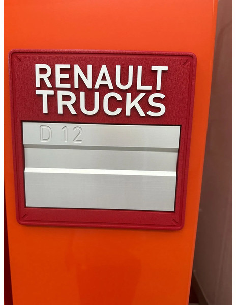 Renault D 12 220 / 264728 km - Truk berpendingin: gambar 3 Renault D 12 220 / 264728 km - Truk berpendingin: gambar 3