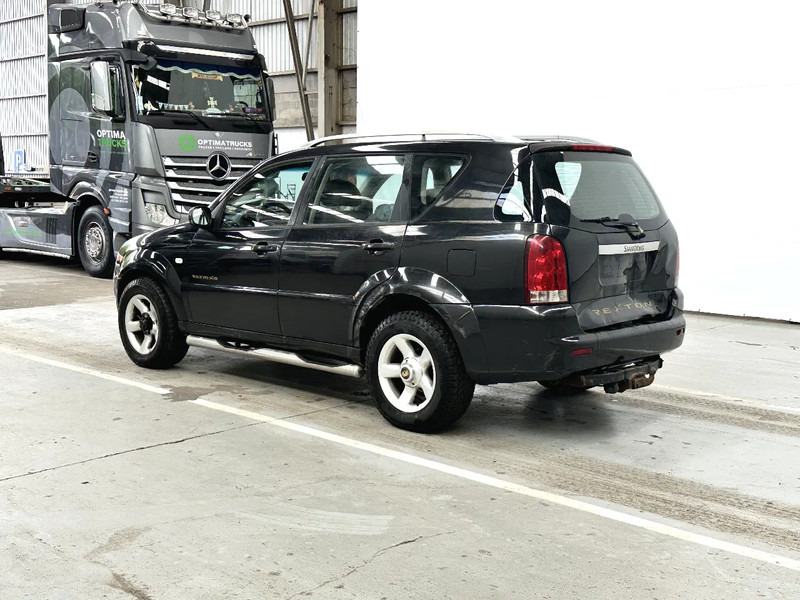 SsangYong Rexton AIRCO / LEATHER / MOTEUR MERCEDES - MERCEDES MOTOR - Mobil: gambar 3 SsangYong Rexton AIRCO / LEATHER / MOTEUR MERCEDES - MERCEDES MOTOR - Mobil: gambar 3