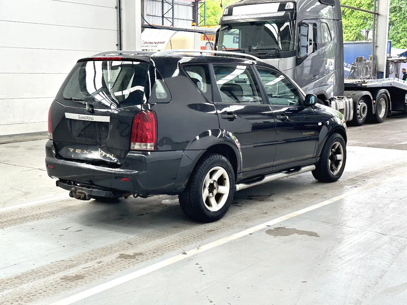 SsangYong Rexton AIRCO / LEATHER / MOTEUR MERCEDES - MERCEDES MOTOR - Mobil: gambar 5 SsangYong Rexton AIRCO / LEATHER / MOTEUR MERCEDES - MERCEDES MOTOR - Mobil: gambar 5