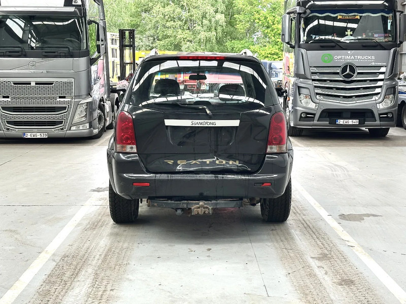 SsangYong Rexton AIRCO / LEATHER / MOTEUR MERCEDES - MERCEDES MOTOR - Mobil: gambar 4 SsangYong Rexton AIRCO / LEATHER / MOTEUR MERCEDES - MERCEDES MOTOR - Mobil: gambar 4