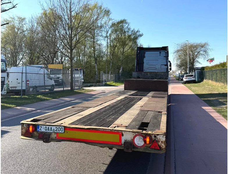 Stas 0-26/2DUA EXTENSIBLE/UITSCHUIFBAAR - Semi-trailer low bed: gambar 2 Stas 0-26/2DUA EXTENSIBLE/UITSCHUIFBAAR - Semi-trailer low bed: gambar 2