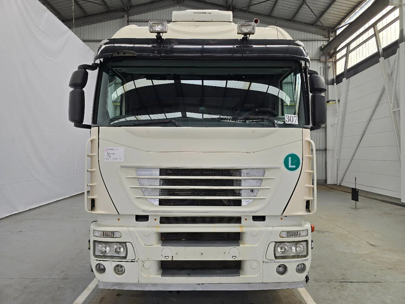 Iveco Stralis 420 RETARDER / EURO 5 STANDAIRCO - Tractor head: gambar 2 Iveco Stralis 420 RETARDER / EURO 5 STANDAIRCO - Tractor head: gambar 2