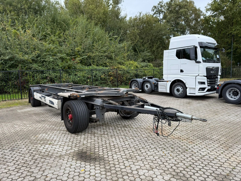 Krone AZ BDF clean chassis airsuspension BPW axle - Trailer pengangkut mobil: gambar 1 Krone AZ BDF clean chassis airsuspension BPW axle - Trailer pengangkut mobil: gambar 1