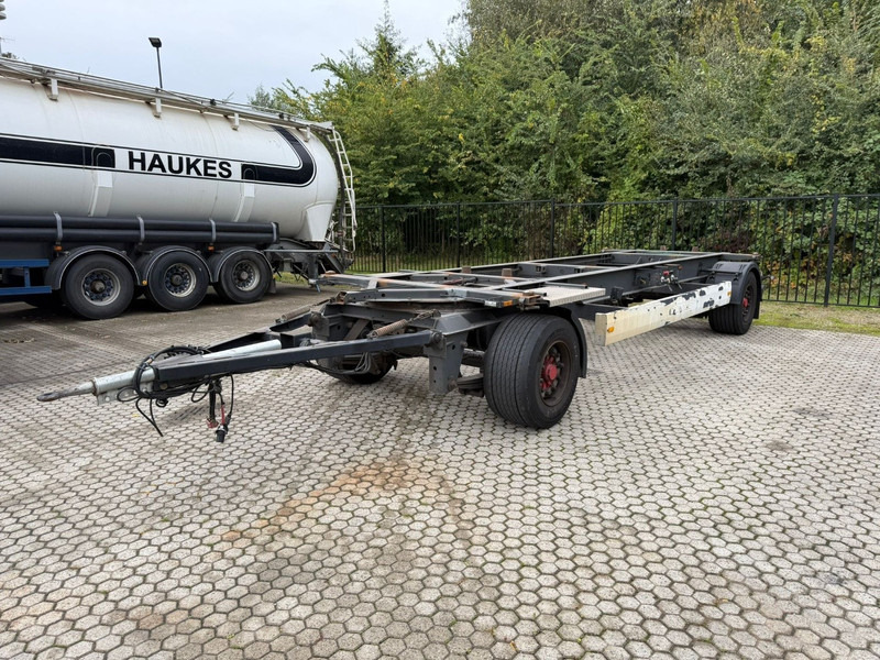 Krone AZ BDF clean chassis airsuspension BPW axle - Trailer pengangkut mobil: gambar 2 Krone AZ BDF clean chassis airsuspension BPW axle - Trailer pengangkut mobil: gambar 2